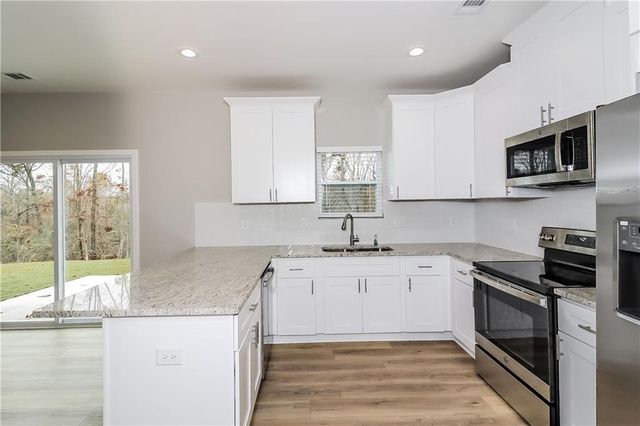 112 Cassidy Trail, Douglasville, GA 30134