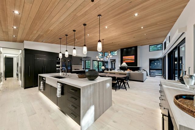 12232 Pete Alvertson Drive, Truckee, CA 96161