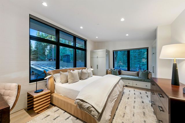 12232 Pete Alvertson Drive, Truckee, CA 96161