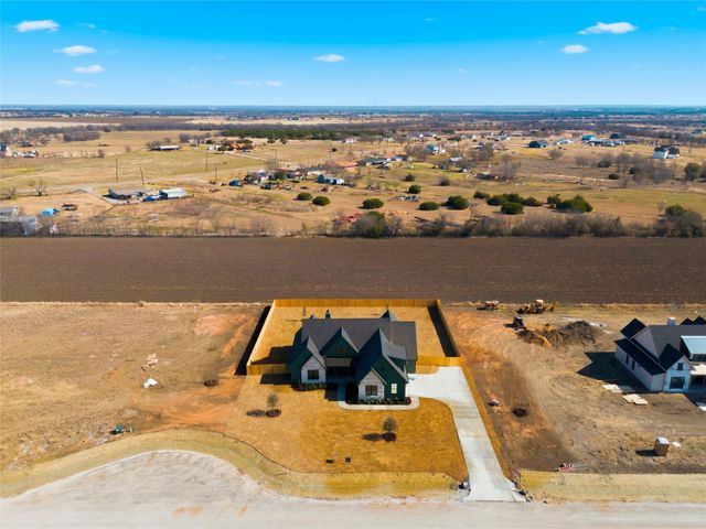 348 Lacek Mill Road, China Spring, TX 76633