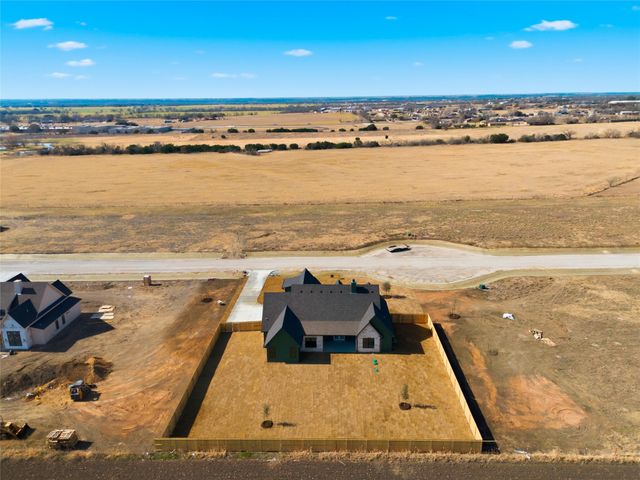 348 Lacek Mill Road, China Spring, TX 76633