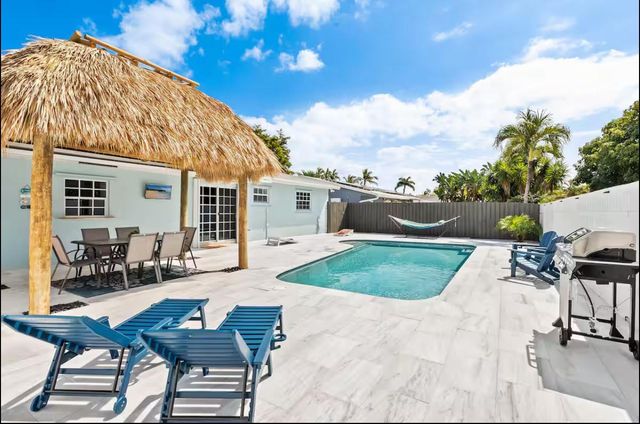304 SE 4th Street, Dania Beach, FL 33004