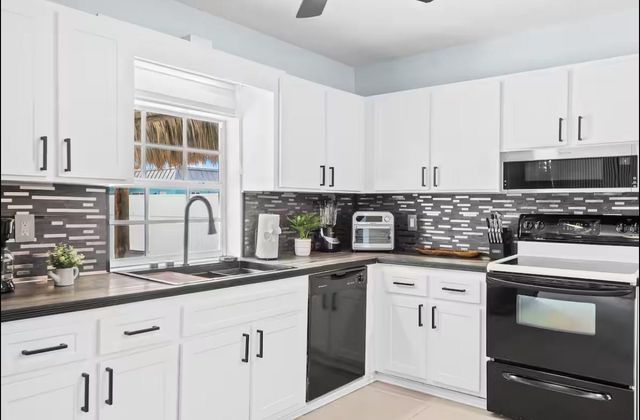 304 SE 4th Street, Dania Beach, FL 33004