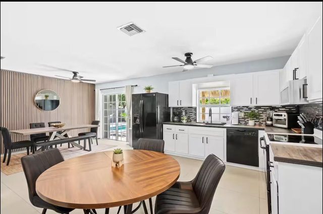 304 SE 4th Street, Dania Beach, FL 33004