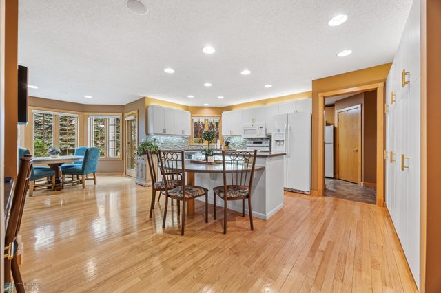 4902 Rose Creek Parkway S, Fargo, ND 58104