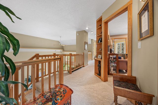 4902 Rose Creek Parkway S, Fargo, ND 58104