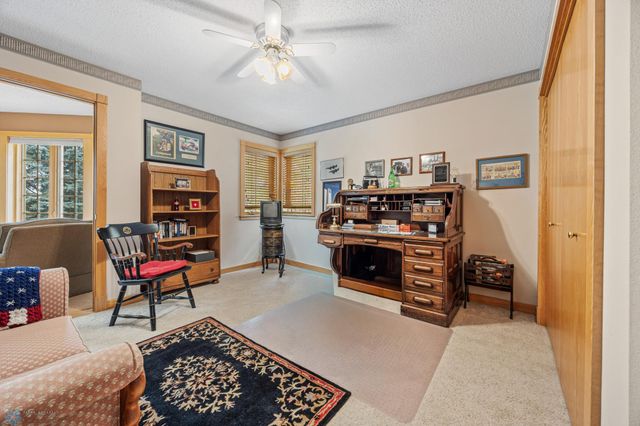 4902 Rose Creek Parkway S, Fargo, ND 58104