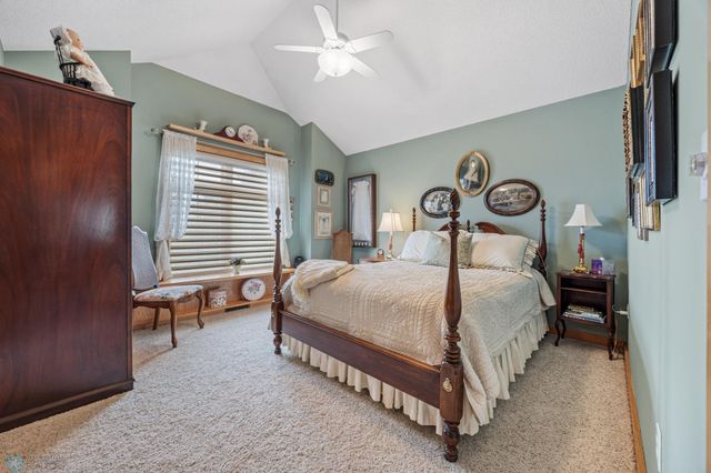 4902 Rose Creek Parkway S, Fargo, ND 58104