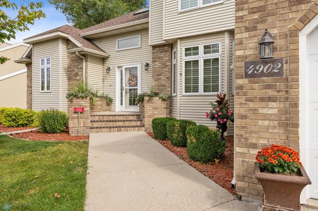 4902 Rose Creek Parkway S, Fargo, ND 58104