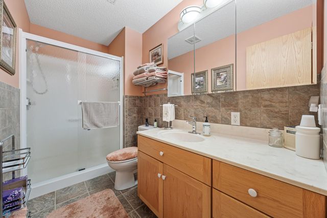 4902 Rose Creek Parkway S, Fargo, ND 58104