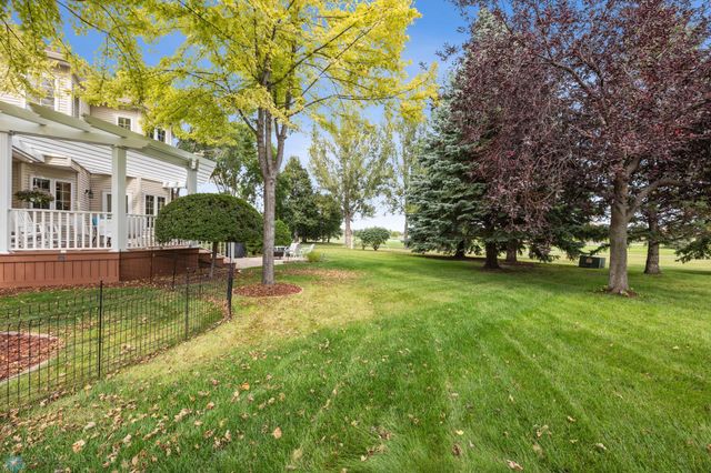 4902 Rose Creek Parkway S, Fargo, ND 58104