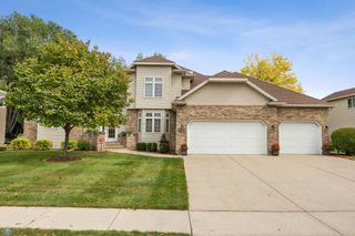 4902 Rose Creek Parkway S, Fargo, ND 58104