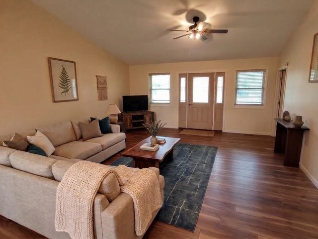 3215 North Branch Drive, Beaverton, MI 48612