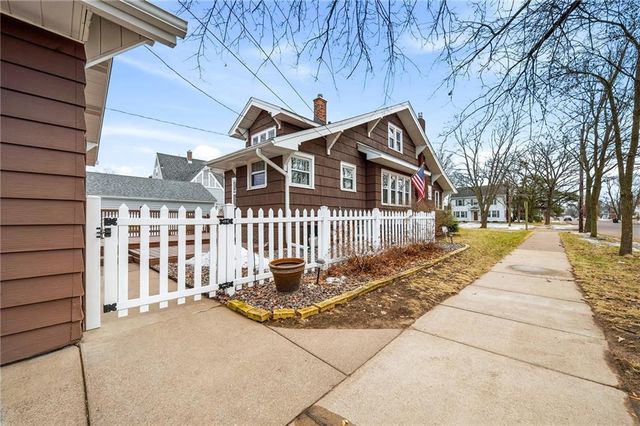 724 Dover Street, Chippewa Falls, WI 54729