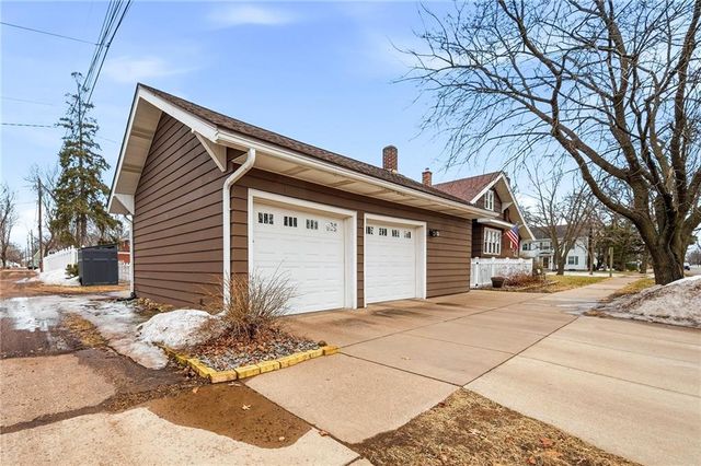 724 Dover Street, Chippewa Falls, WI 54729