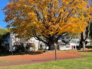 192 W Main St, Westborough, MA 01581