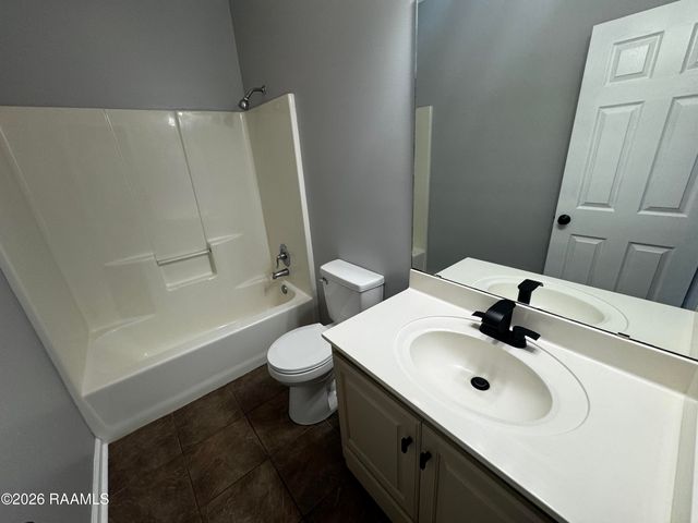 201 Pavilion Street, Lafayette, LA 70507