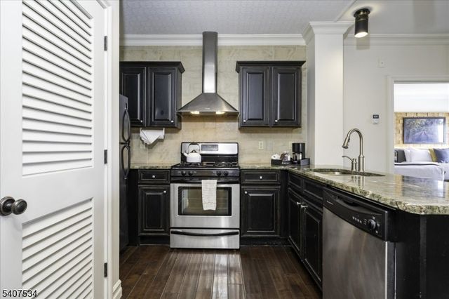 3 Wild Turkey Way 411-413 411-, Hardyston Twp., NJ 07419