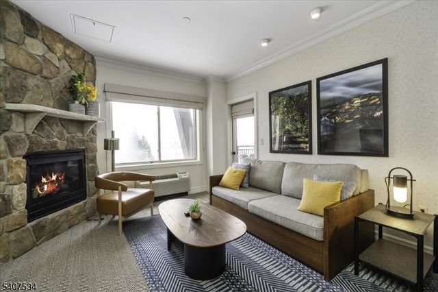 3 Wild Turkey Way 411-413 411-, Hardyston Twp., NJ 07419