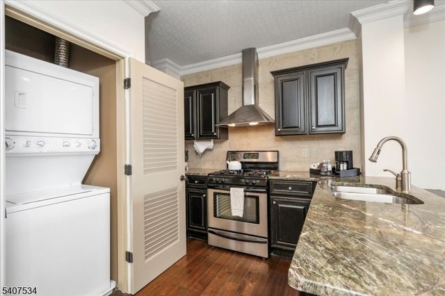 3 Wild Turkey Way 411-413 411-, Hardyston Twp., NJ 07419