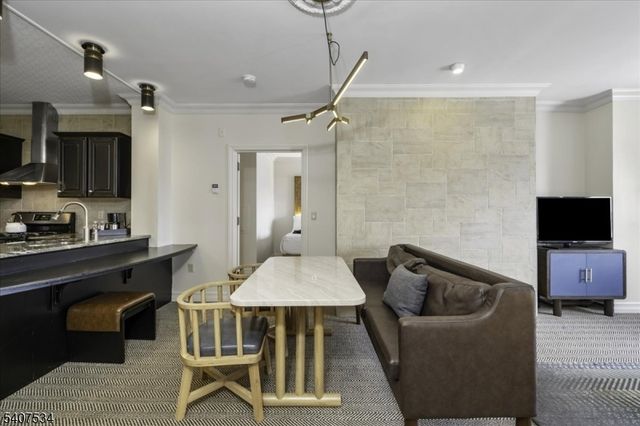 3 Wild Turkey Way 411-413 411-, Hardyston Twp., NJ 07419