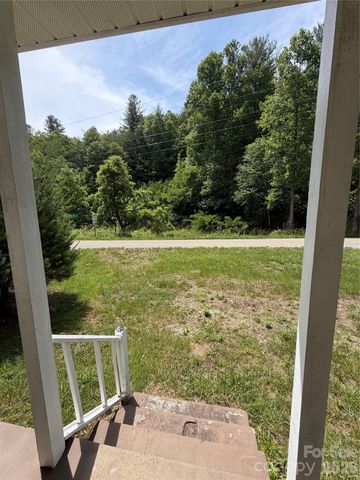 21 Old Post Office Drive, Marion, NC 28752