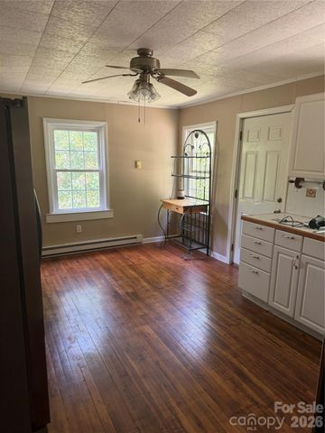 21 Old Post Office Drive, Marion, NC 28752