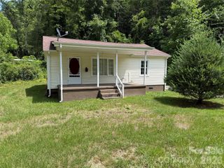 21 Old Post Office Drive, Marion, NC 28752