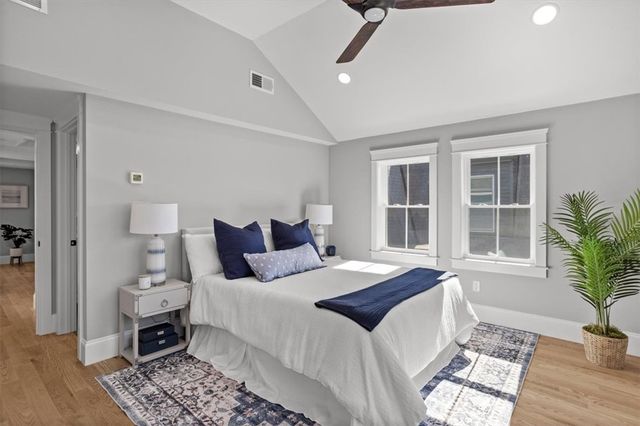 9 Whitwell Place, Newport, RI 02840