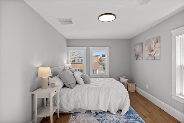 9 Whitwell Place, Newport, RI 02840