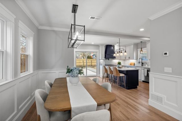 9 Whitwell Place, Newport, RI 02840