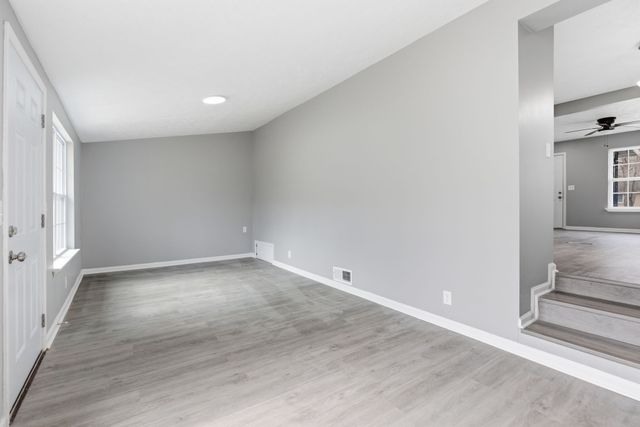 1806 Fern Dr, Murfreesboro, TN 37130