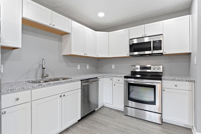 1806 Fern Dr, Murfreesboro, TN 37130