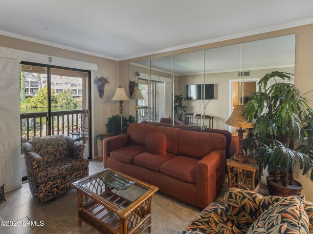 40 Folly Field Rd Apt B4, Hilton Head Island, SC 29928