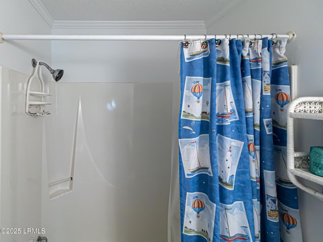 40 Folly Field Rd Apt B4, Hilton Head Island, SC 29928