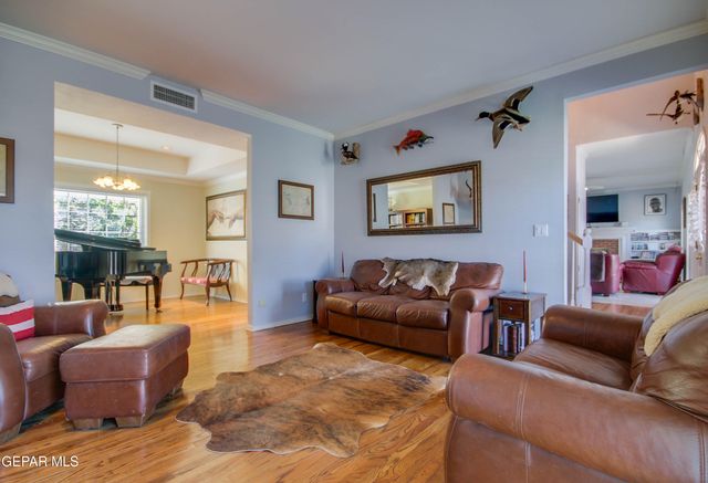 1908 GUS MORAN Street, El Paso, TX 79936