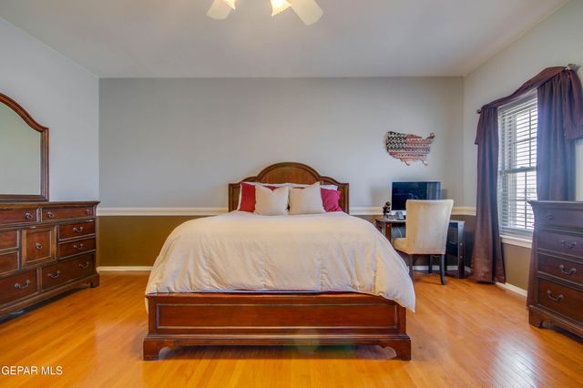 1908 GUS MORAN Street, El Paso, TX 79936