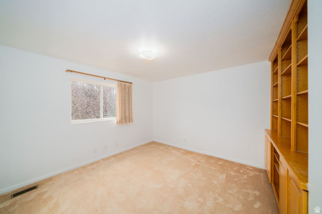 Image 20 of property listing at 1720 N 1850 E, North Logan, UT 84341