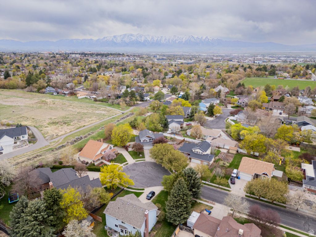 Image 37 of property listing at 1720 N 1850 E, North Logan, UT 84341