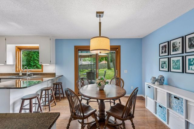 18015 19th Avenue N, Plymouth, MN 55447