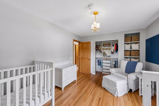 18015 19th Avenue N, Plymouth, MN 55447
