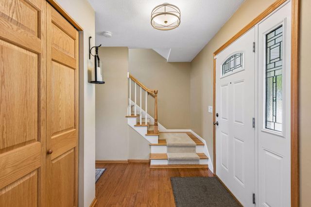 18015 19th Avenue N, Plymouth, MN 55447