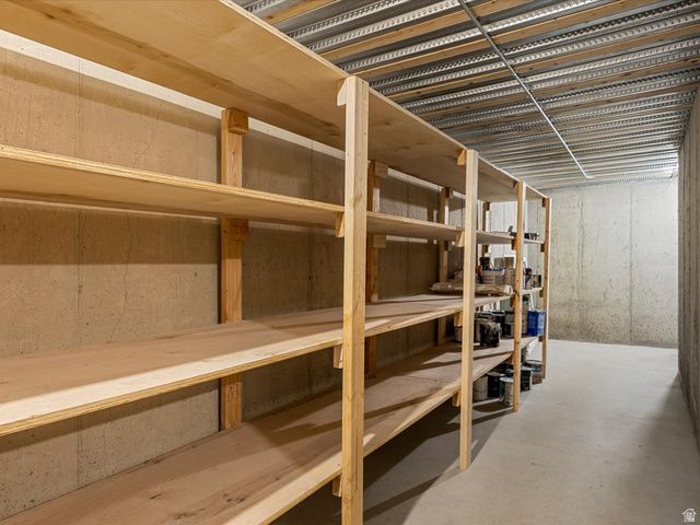 2103 N 5 E, Layton, UT 84041