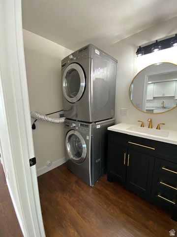 2103 N 5 E, Layton, UT 84041