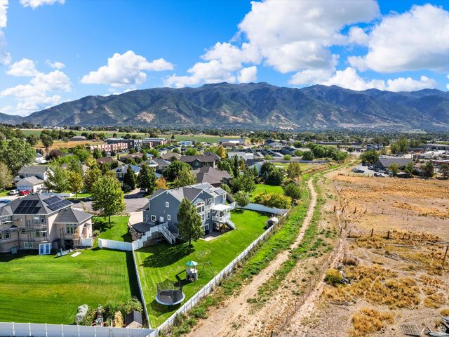 2103 N 5 E, Layton, UT 84041
