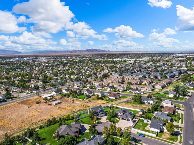 2103 N 5 E, Layton, UT 84041