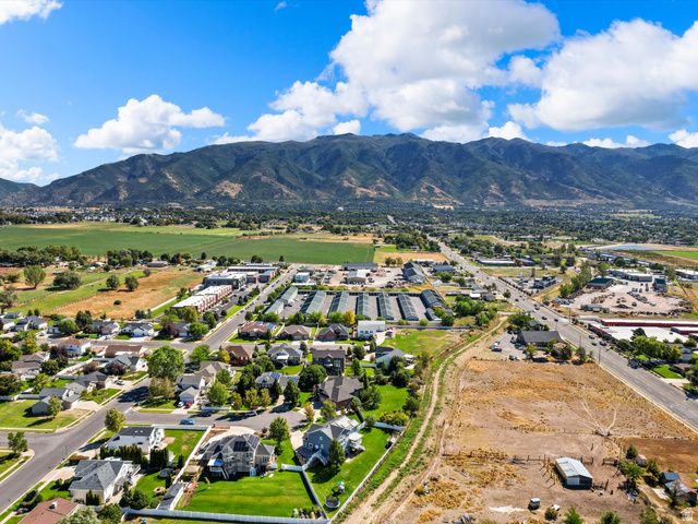 2103 N 5 E, Layton, UT 84041