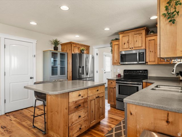 2103 N 5 E, Layton, UT 84041
