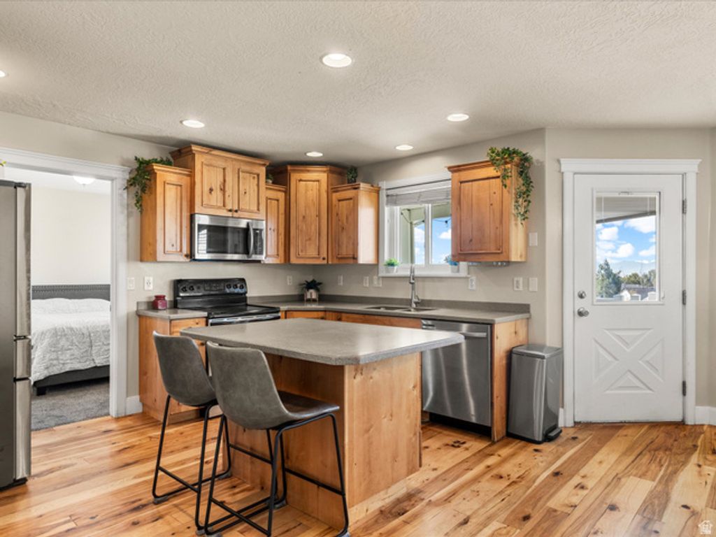 2103 N 5 E, Layton, UT 84041 — photo 4