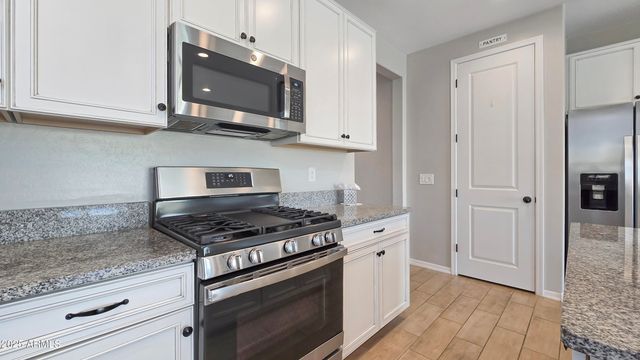 18418 W SUNBELT Drive, Surprise, AZ 85374